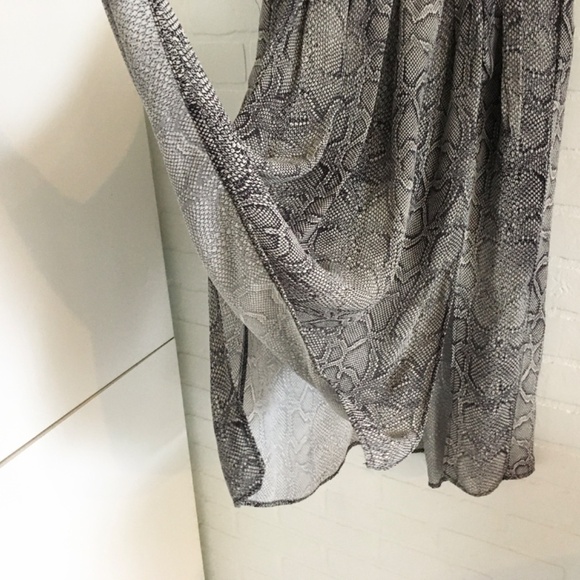 Anthropologie x Maeve Midi skirt Mobwife Flowy snakeskin print Pockets 0 - Picture 5 of 14